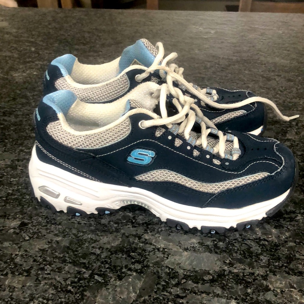 Skechers size 5.5 women’s